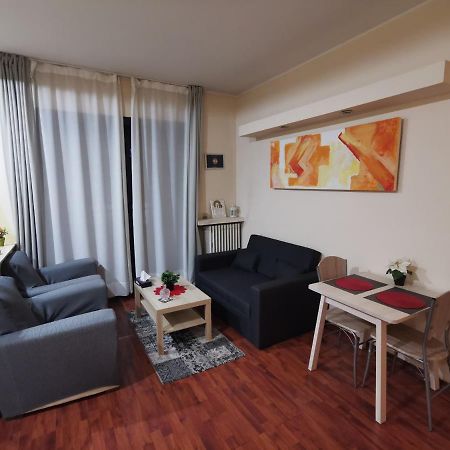Ultracentral Apartments Бухарест Екстер'єр фото