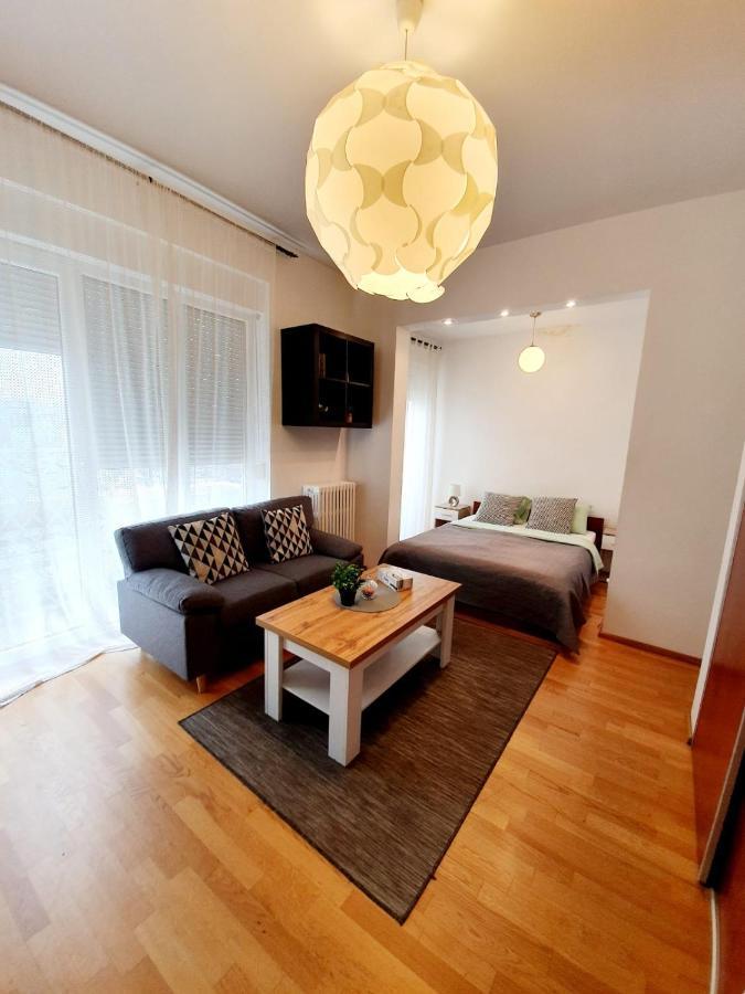 Ultracentral Apartments Бухарест Екстер'єр фото