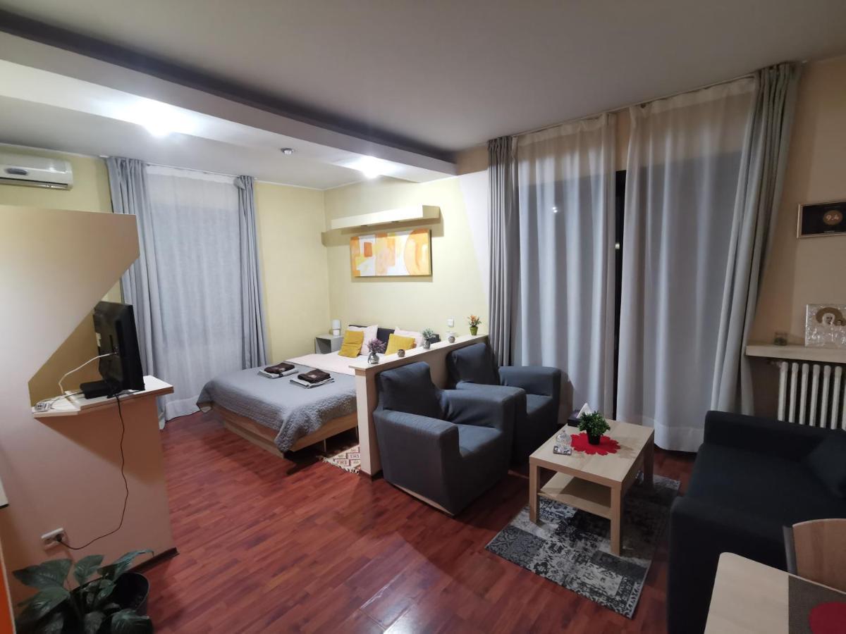 Ultracentral Apartments Бухарест Екстер'єр фото