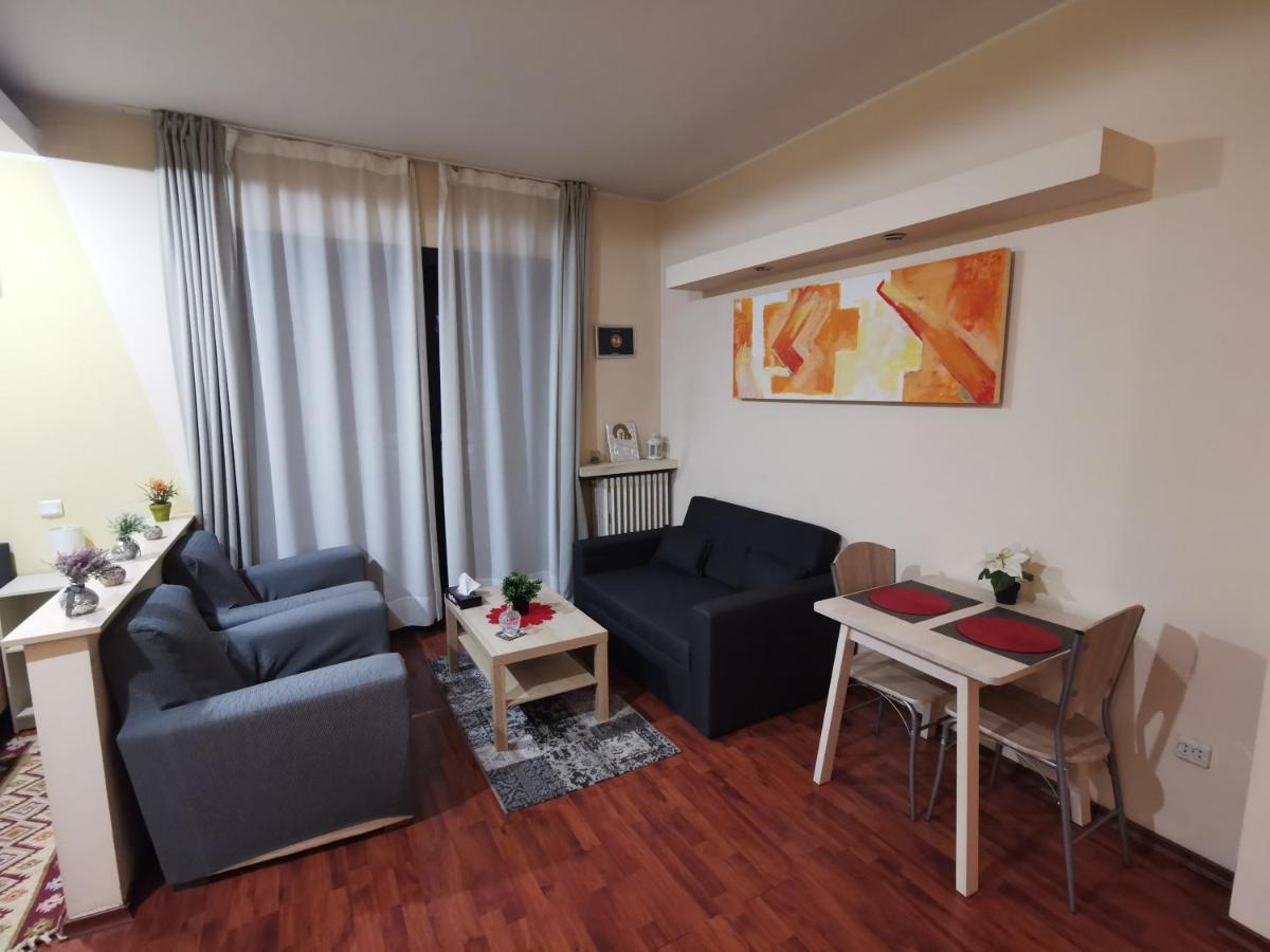 Ultracentral Apartments Бухарест Екстер'єр фото